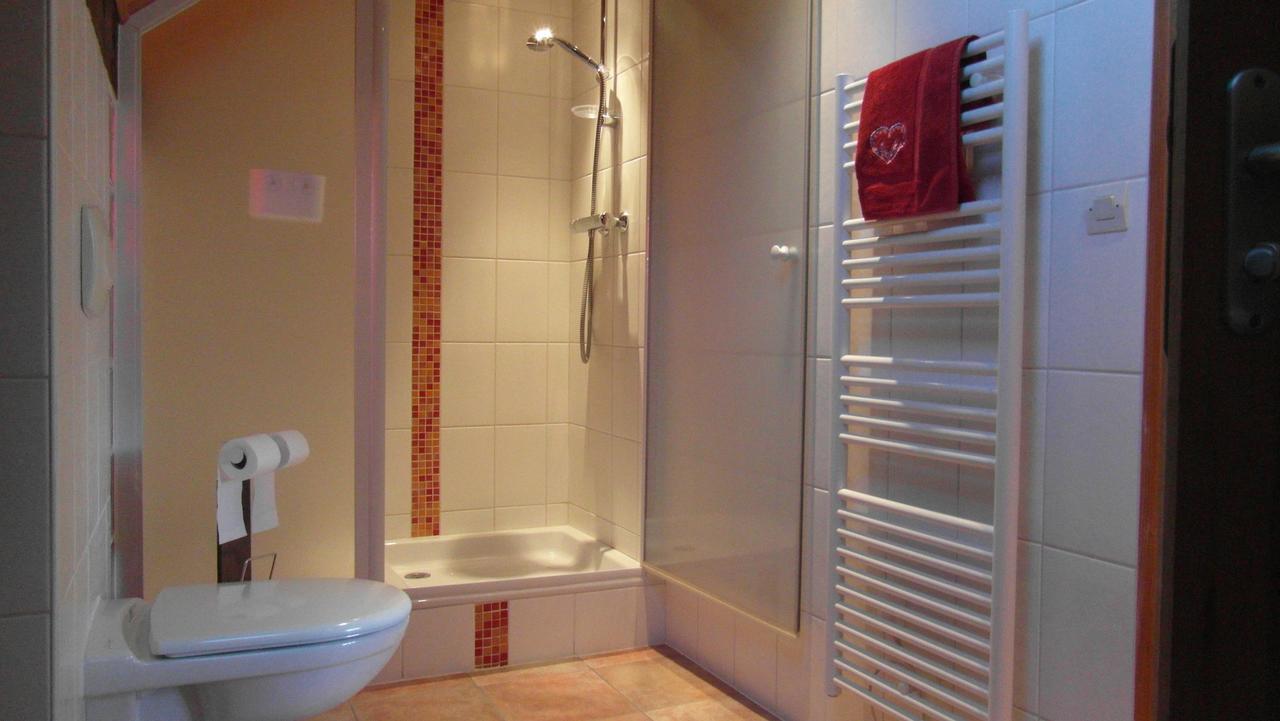 Au Vieux Tilleul Bed and Breakfast Veynes Εξωτερικό φωτογραφία